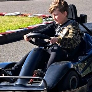 Meet your Posher, Adam